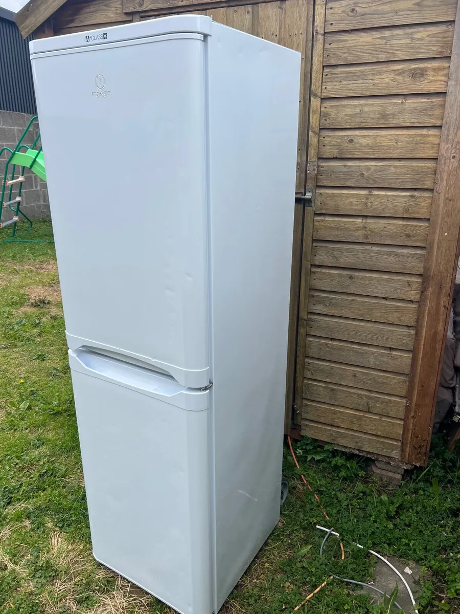 Fridge freezer - Image 3