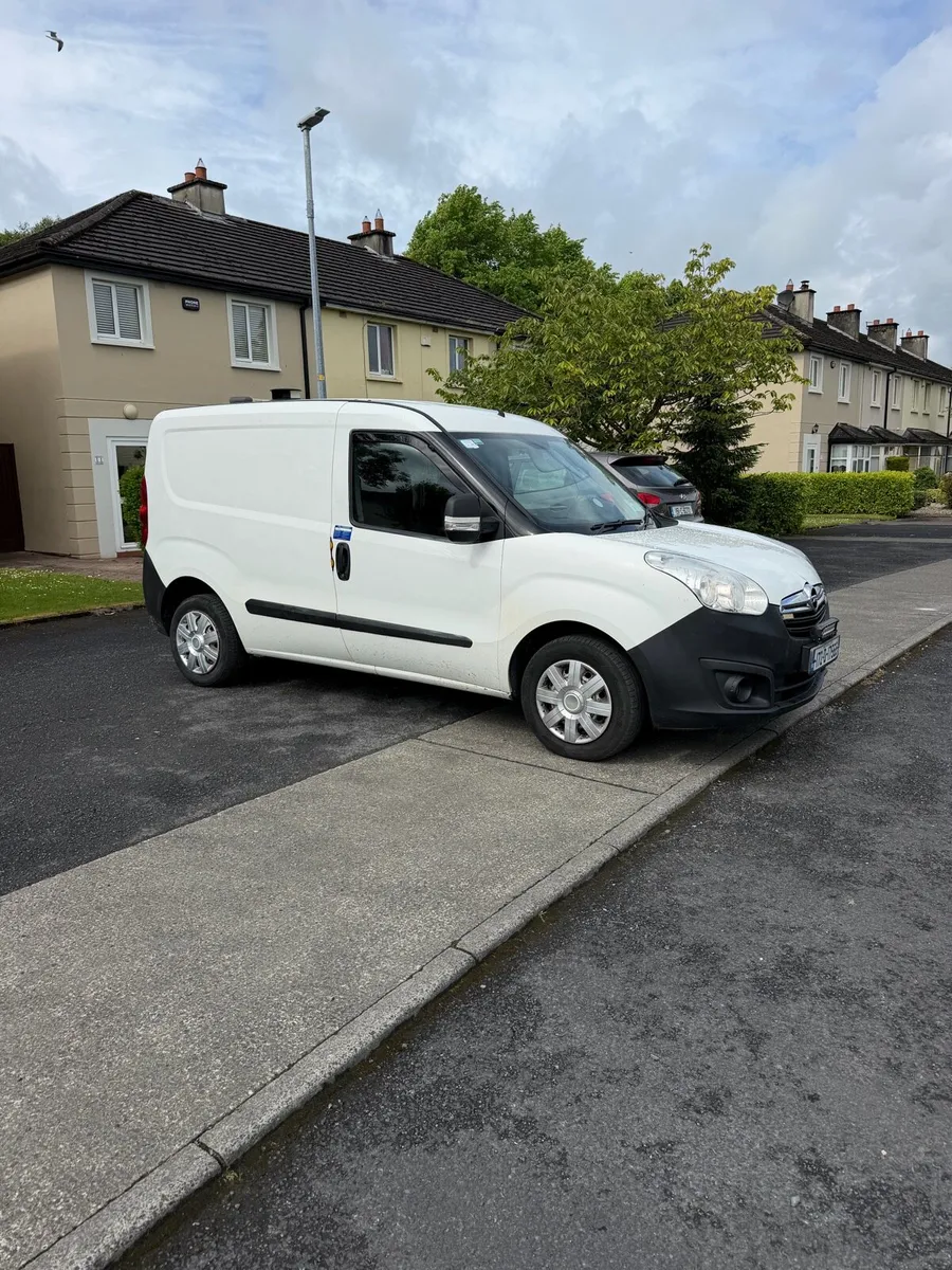 Van - Image 3