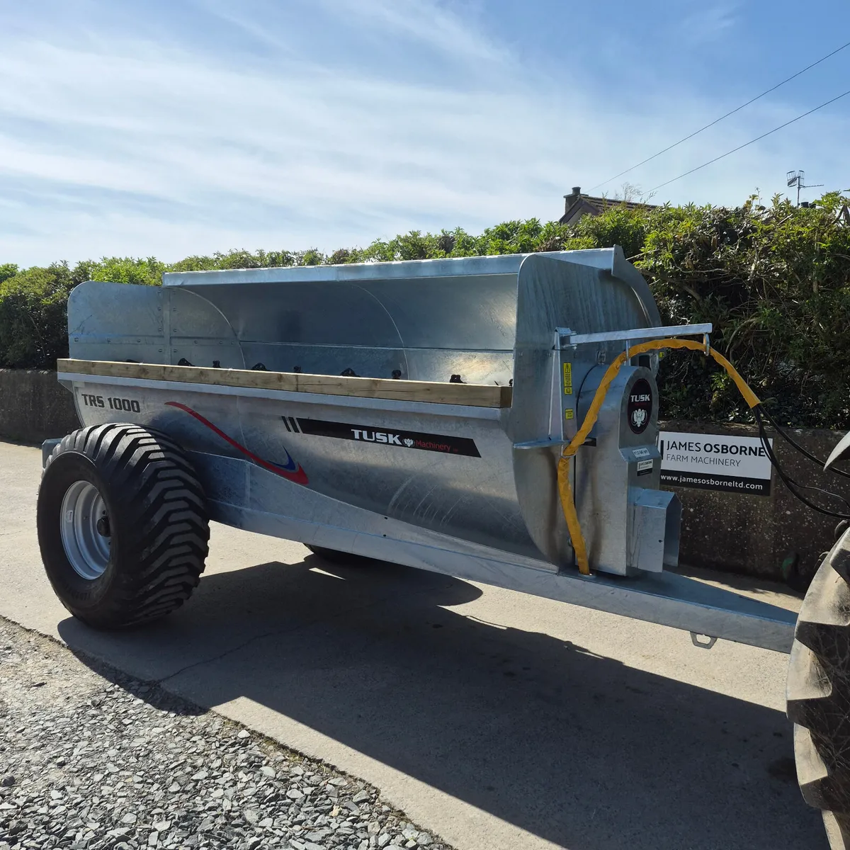 Tusk TRS 1000 Spreader - Image 1