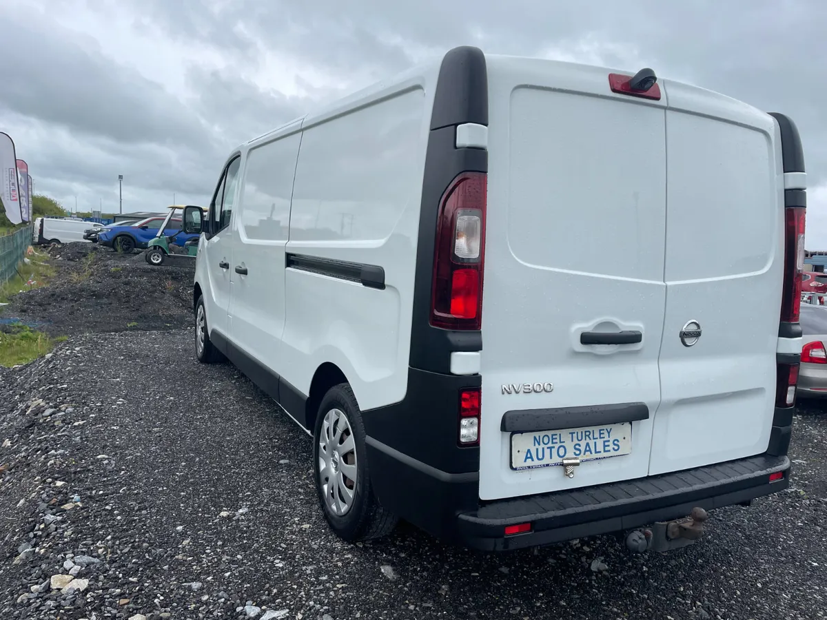 Nissan  NV300  211  2.0 LTR  L W B . - Image 4