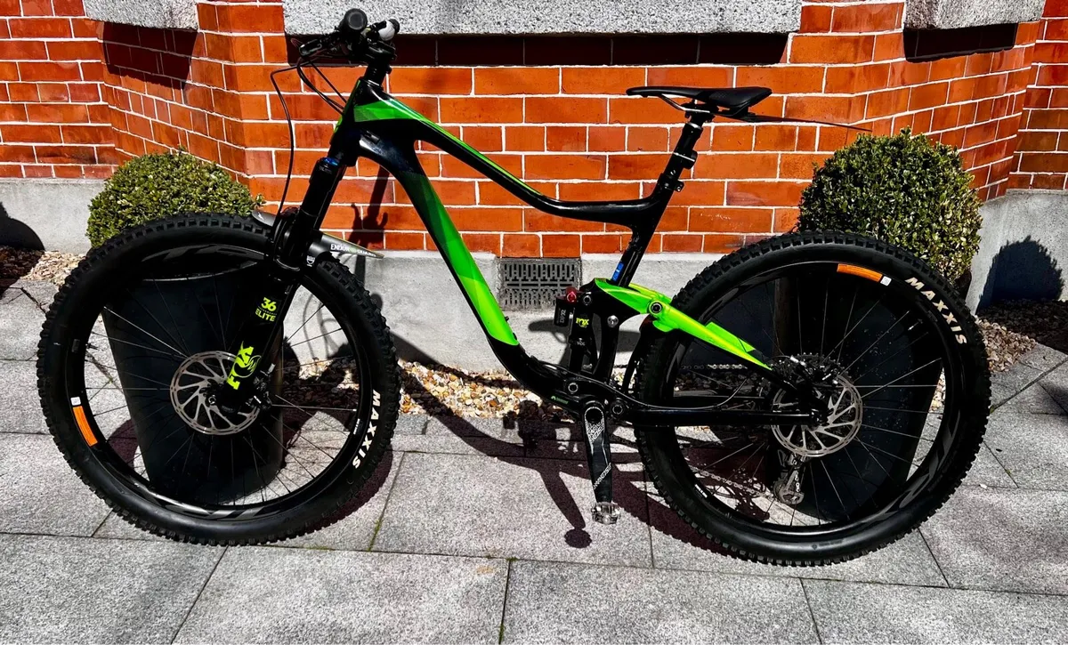 Giant Trance Mountain Bike - Image 2