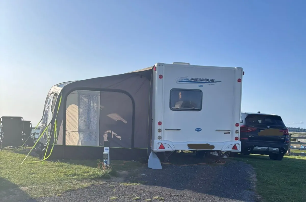 BAILEY PEGASUS 546 CARAVAN WITH AWNING - Image 1