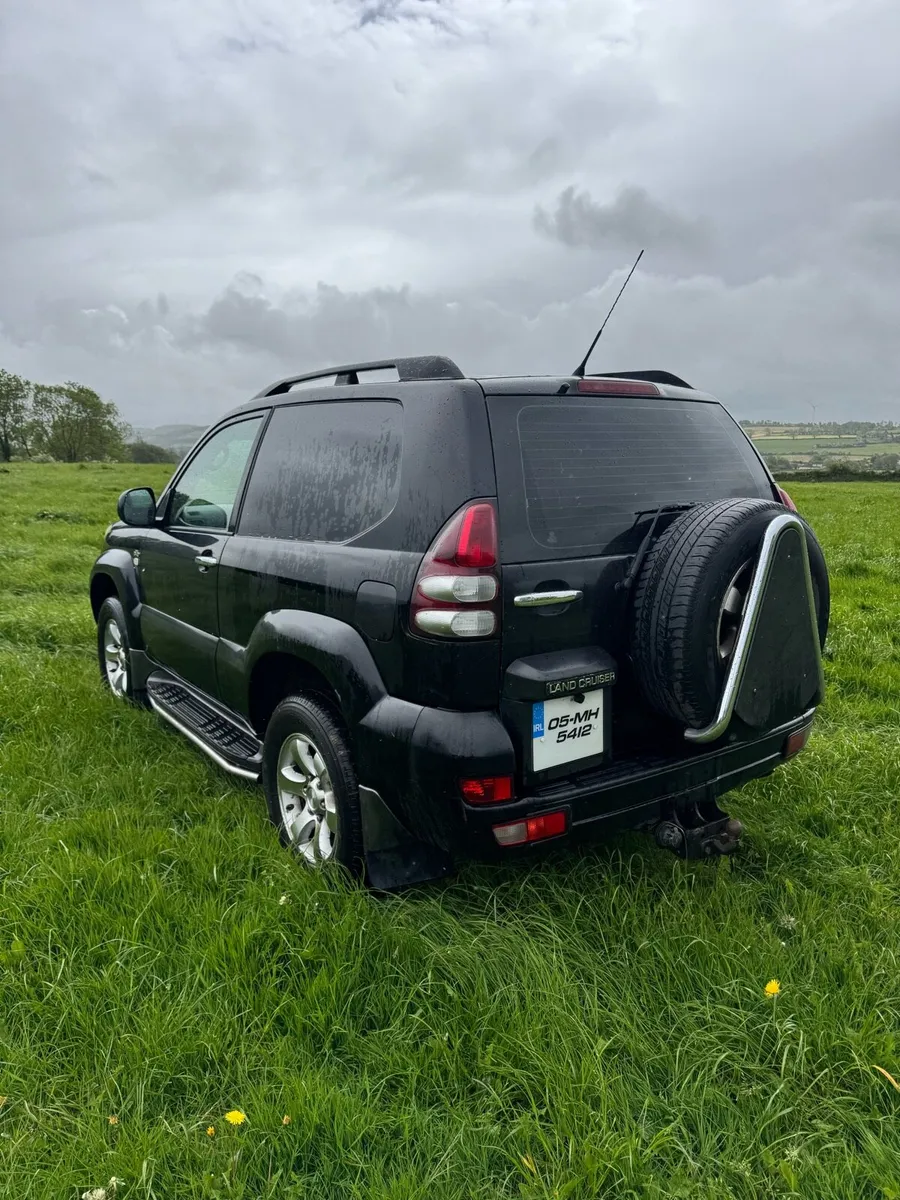 Toyota Land Cruiser - Image 3