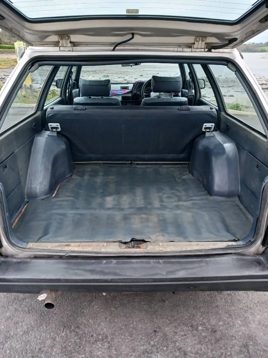 Classic car - Image 3