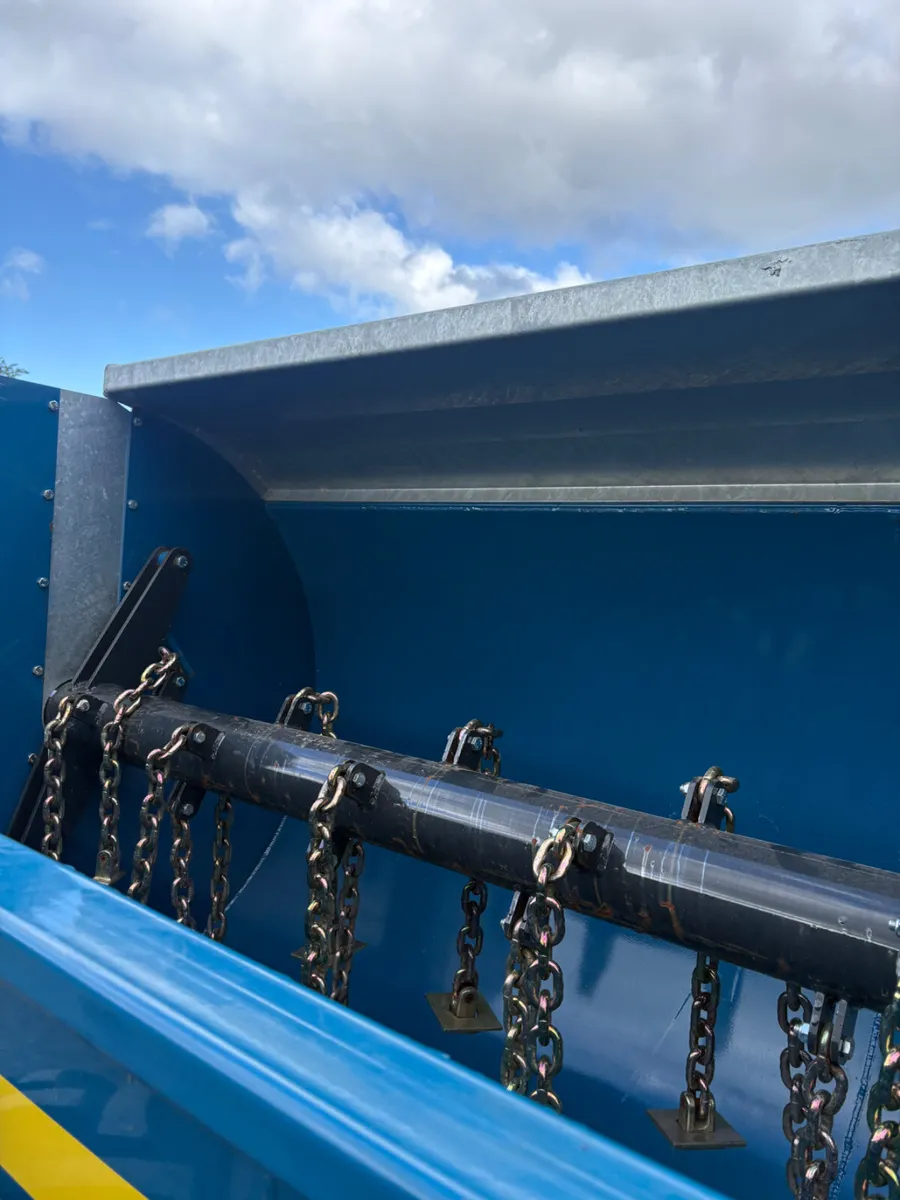 Fleming muckspreader - Image 3