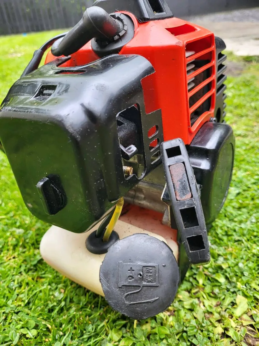 Kutmower Professional Strimmer. - Image 2