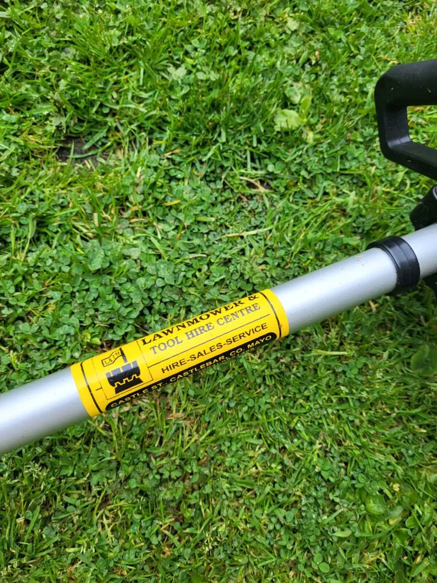 Kutmower Professional Strimmer. - Image 4