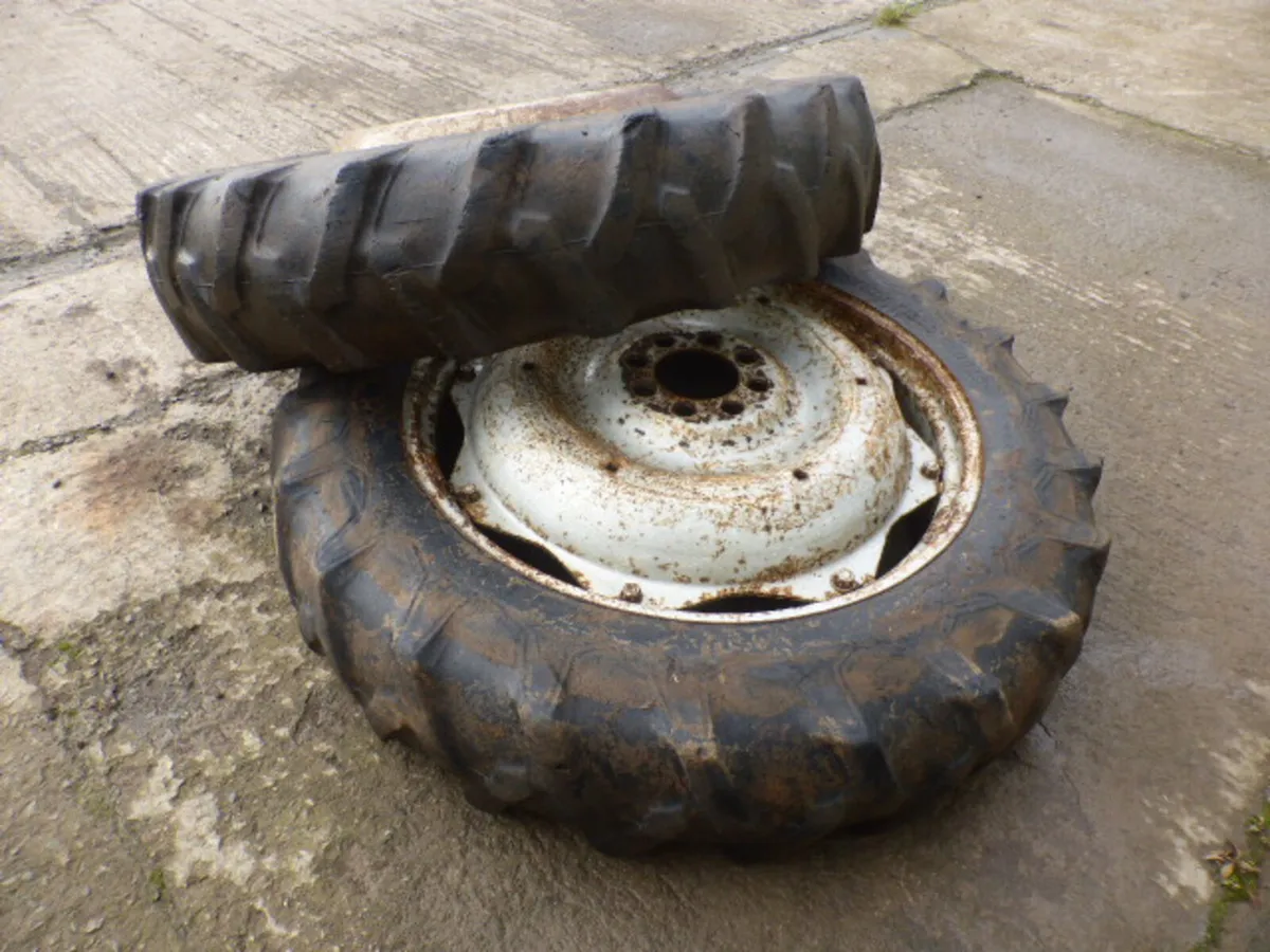 Pair 8 Stud 38 Rims - Image 1