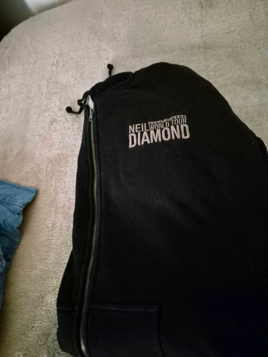 RARE MERCHANDISE - Image 3
