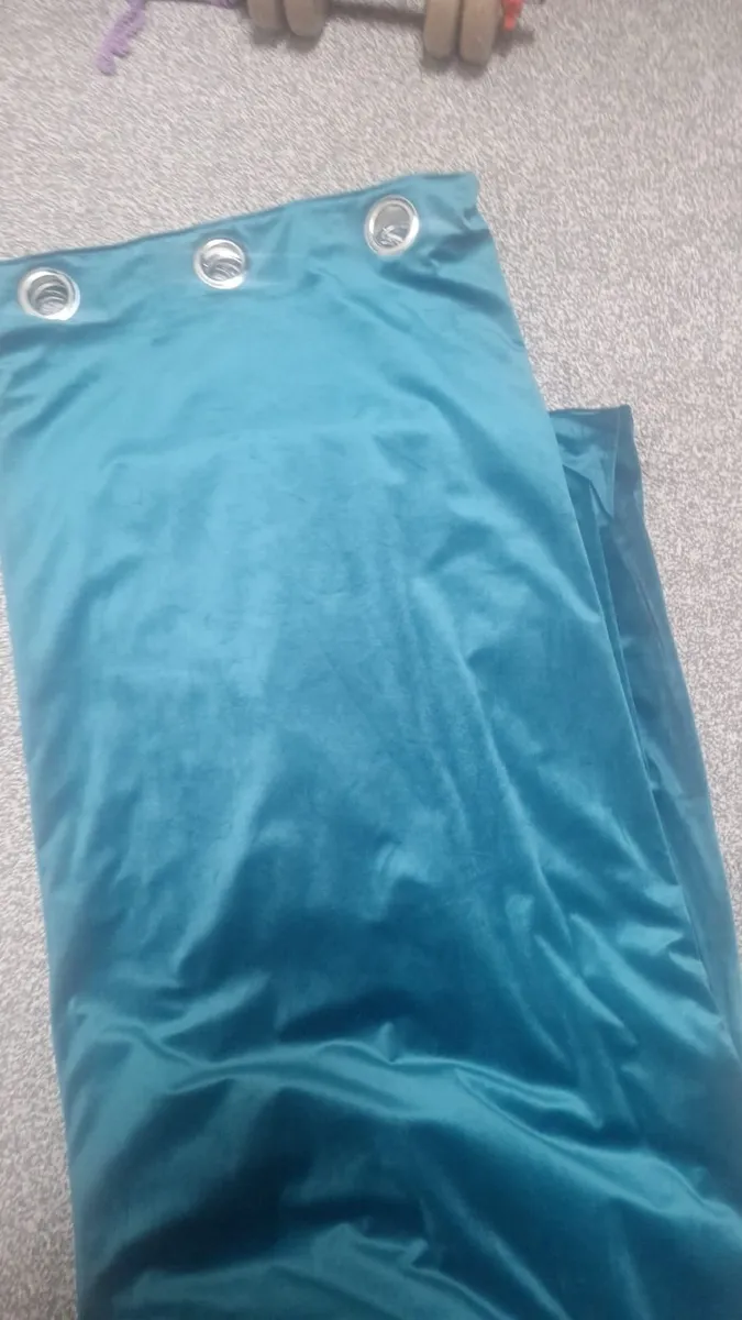 2 x Turquoise 90 x 90 Curtains (Dunnes Stores) - Image 4