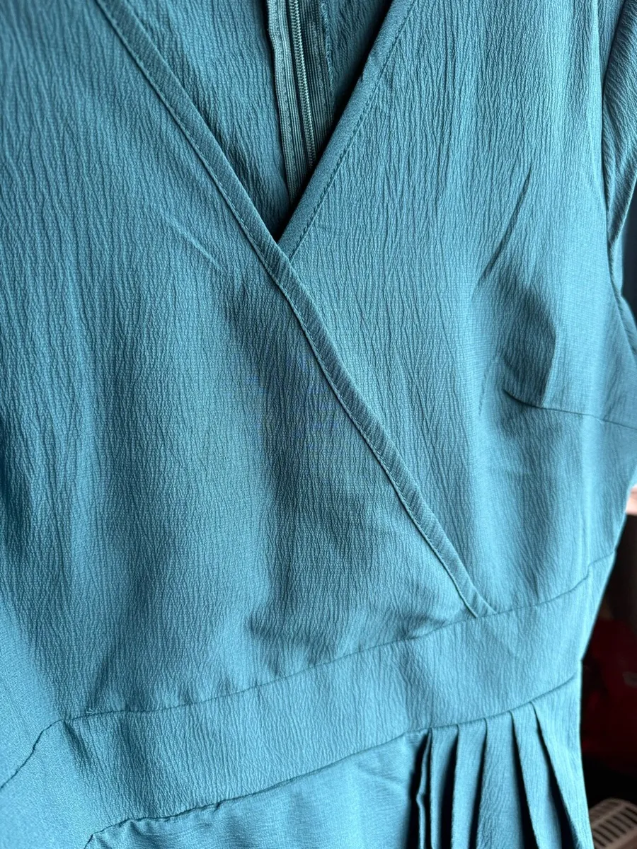 Women’s dresses - Image 1