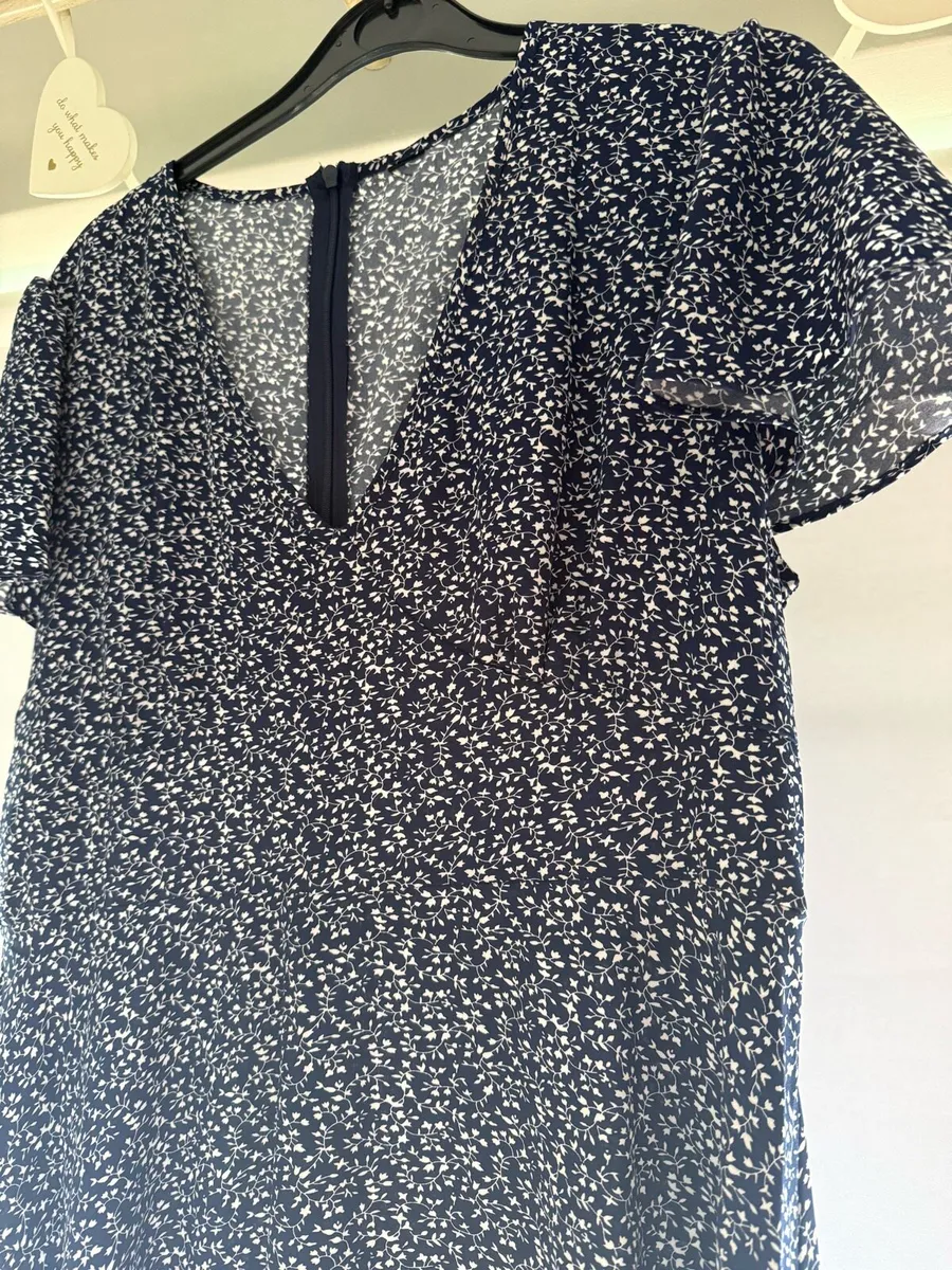 Women’s dresses - Image 4