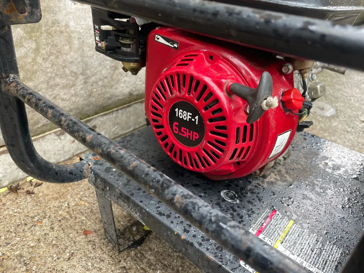 Petrol power washer 6,5 hp  parts or repairs - Image 4