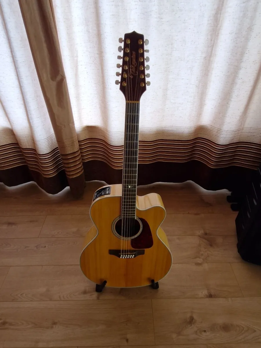 TAKAMINE 12 STRING ACOUSTIC/ELECTRIC GUITAR - Image 1