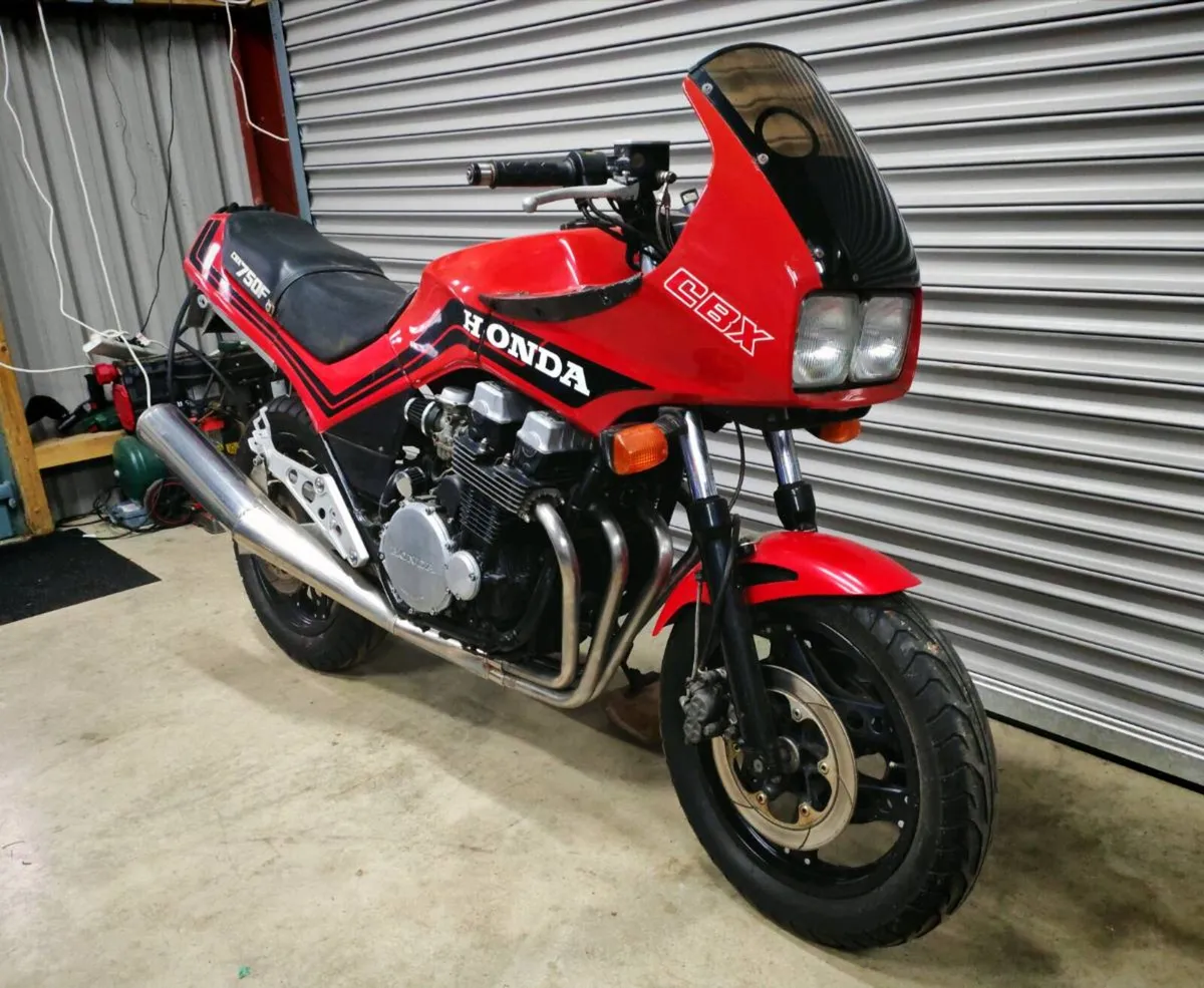 1986 Honda CBX 750 - Image 2