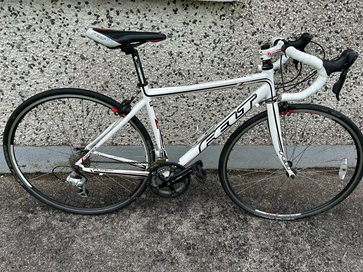Felt N100 Road Bike - Image 1