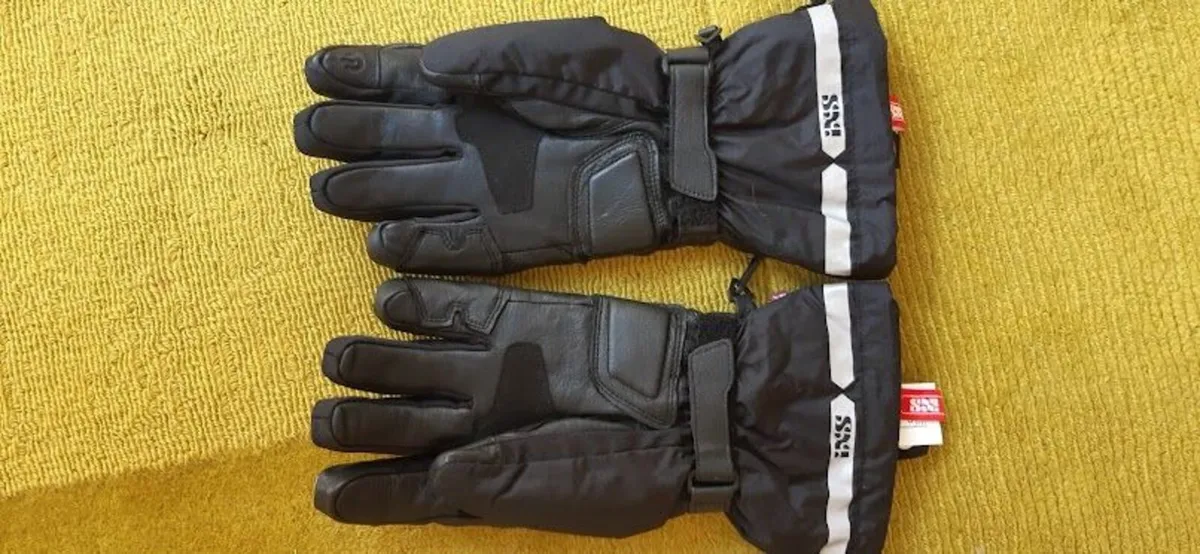 Gloves - Image 2
