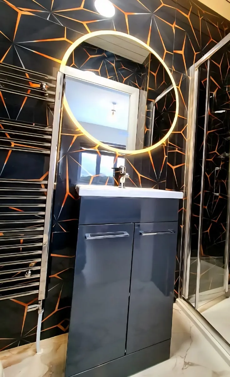 LED Bathroom Mirrors Ensuite Many Sizes and Shapes - Image 4