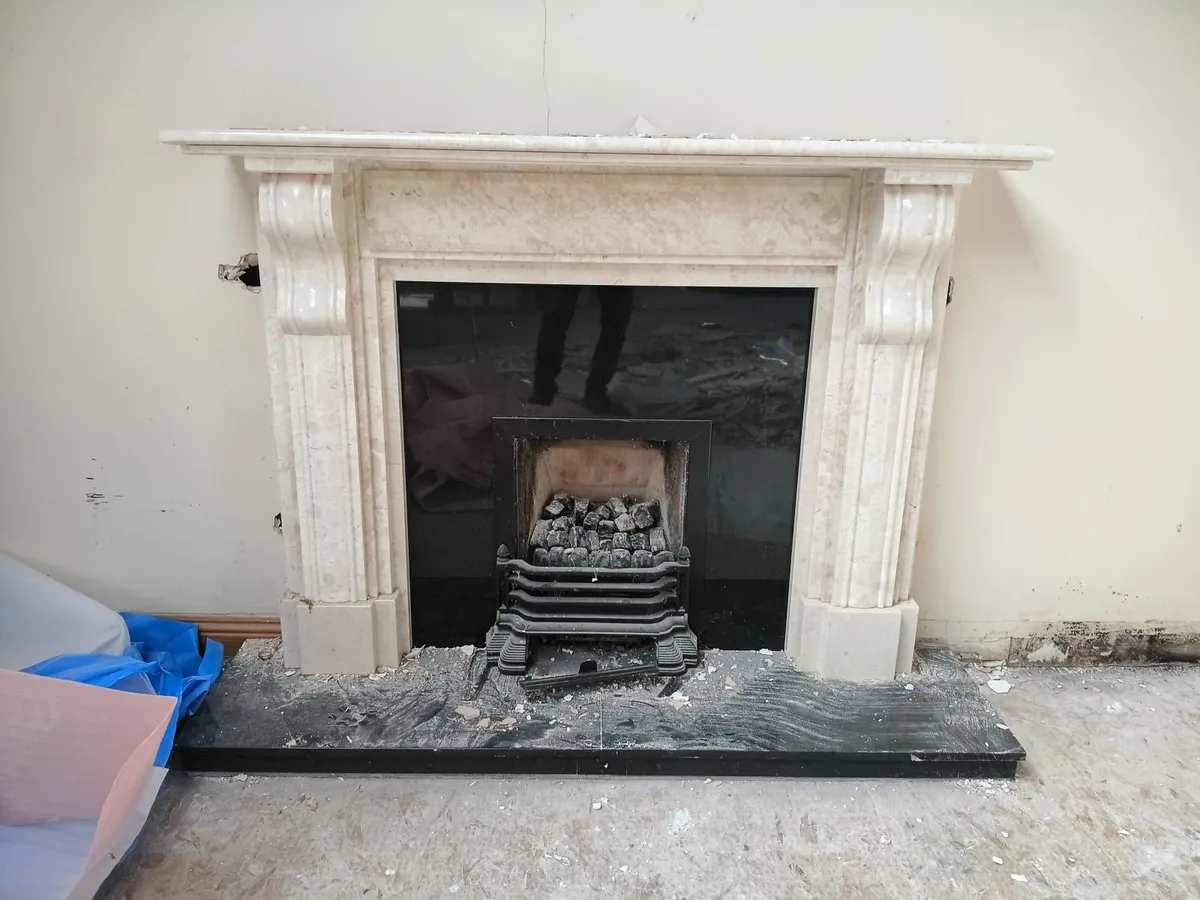 Mantlepiece - Image 1