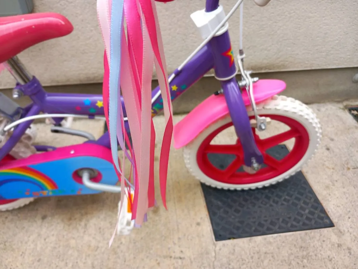 Kids star bike size 14 inch wheels - Image 4