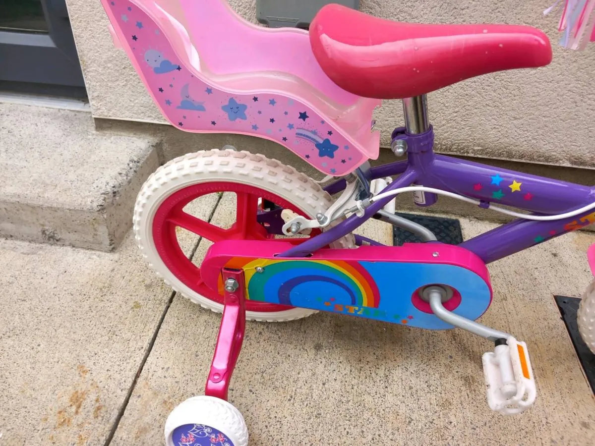 Kids star bike size 14 inch wheels - Image 3