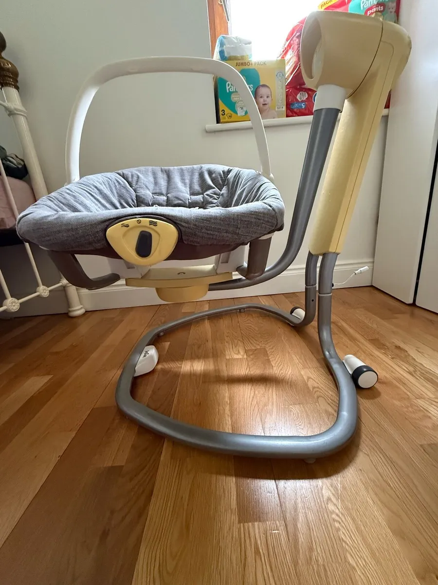 Joie serina 2 in 1 rocker/swing - Image 1