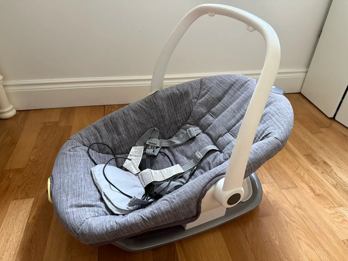 Joie serina 2 in 1 rocker/swing - Image 3