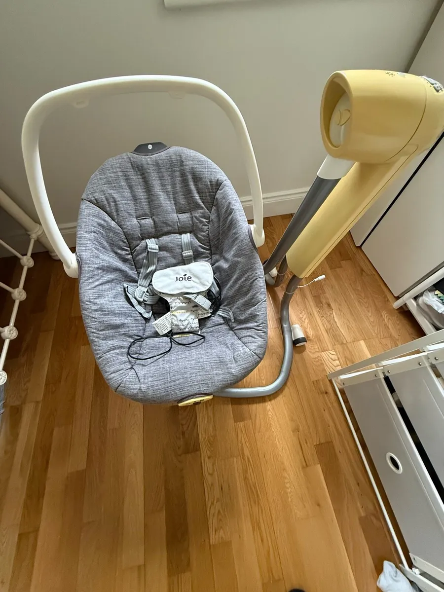 Joie serina 2 in 1 rocker/swing - Image 2