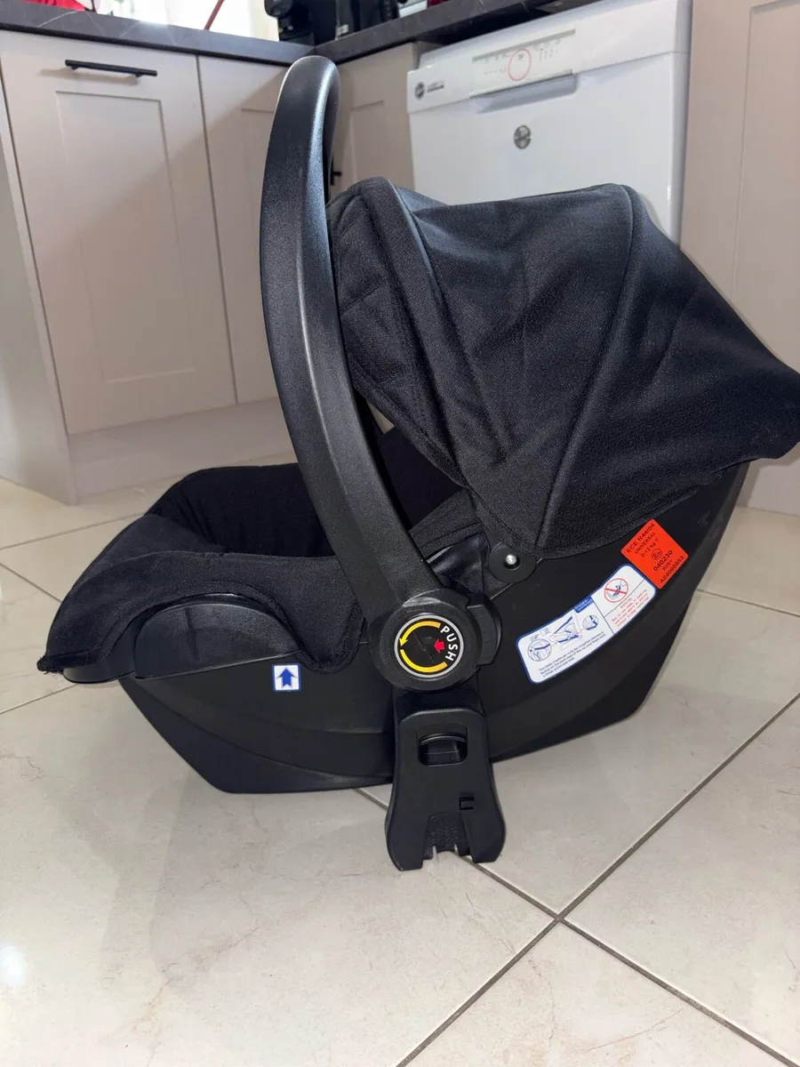 Travel system - Image 2