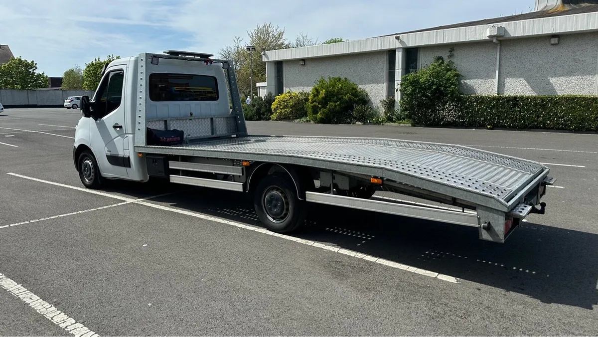 Opel Movano - Recovery Truck - Image 3