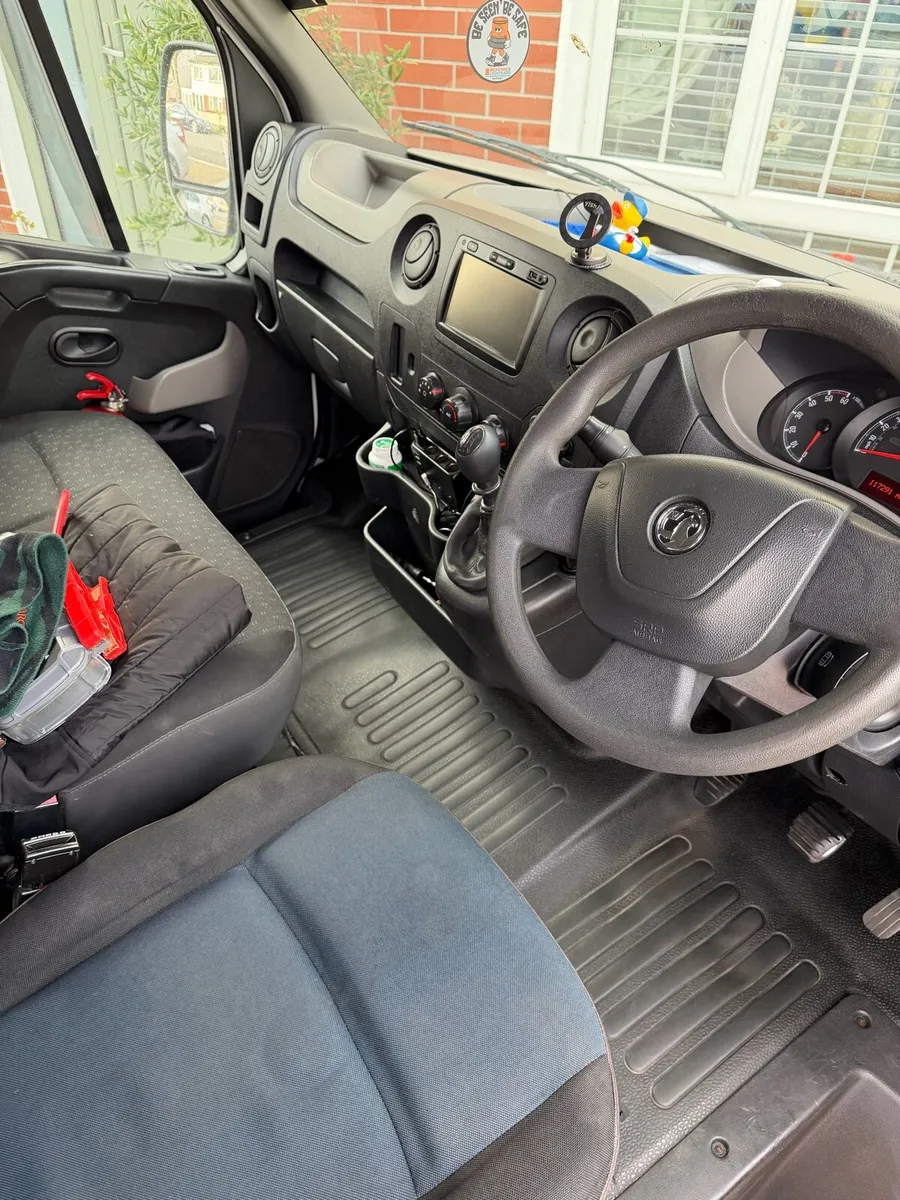 Opel Movano - Recovery Truck - Image 4