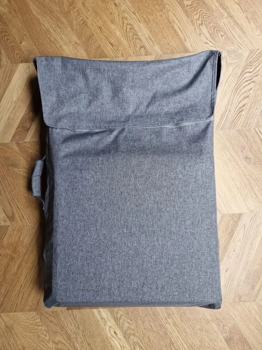 Bugaboo Stardust travel cot - Image 2