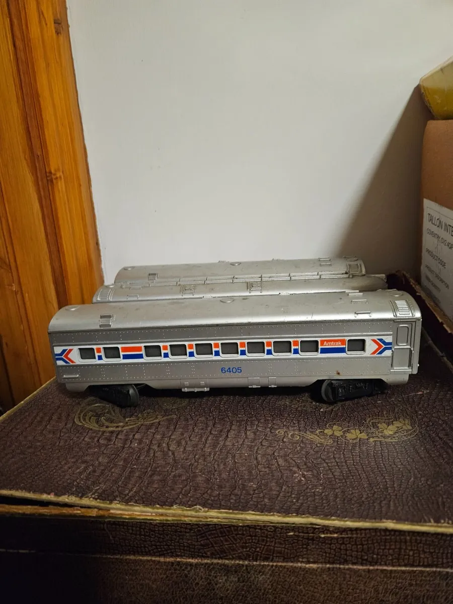 Hornby Lionel O Gauge Carraiges x4 - Image 4