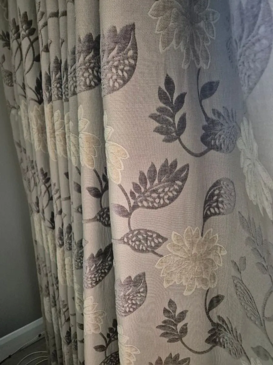 Curtains (high quality) - Image 1
