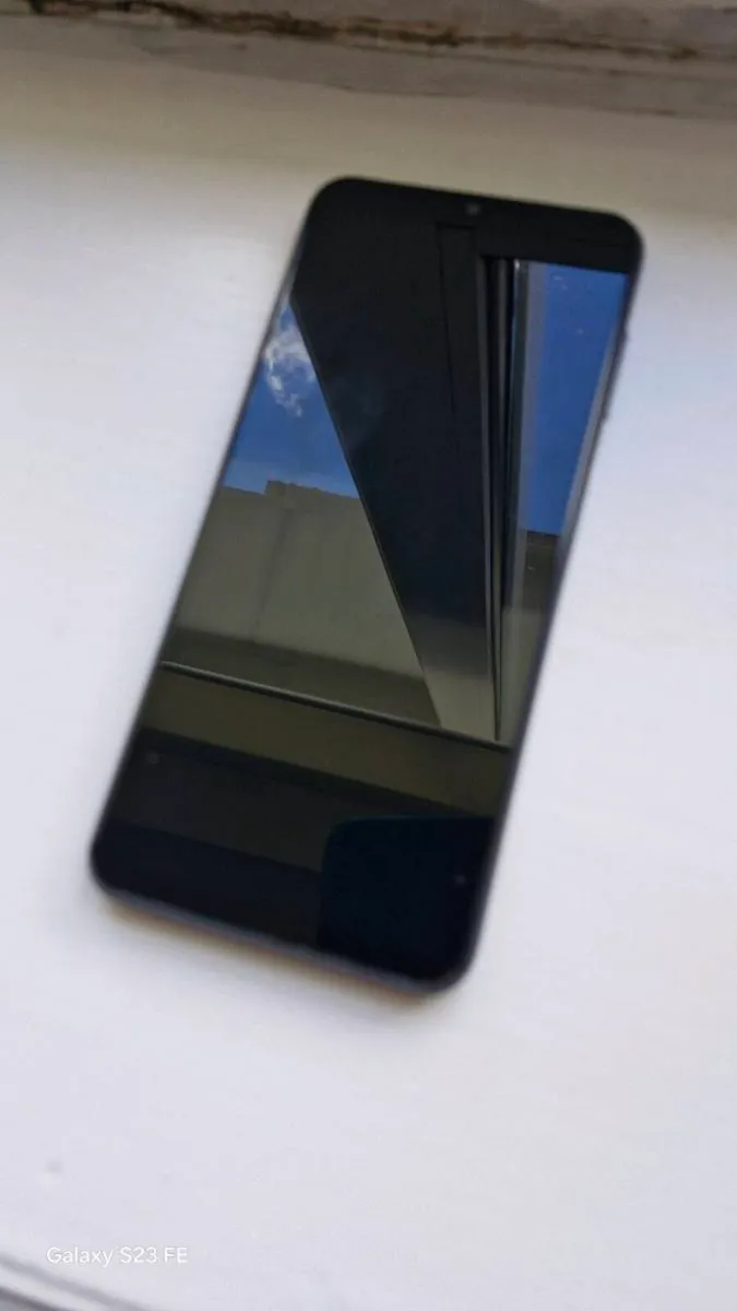 Samsung Galaxy A13 64GB – Excellent Condition – Un - Image 2