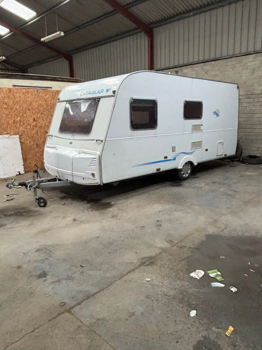 Camping /Caravan 5 berth - Image 1