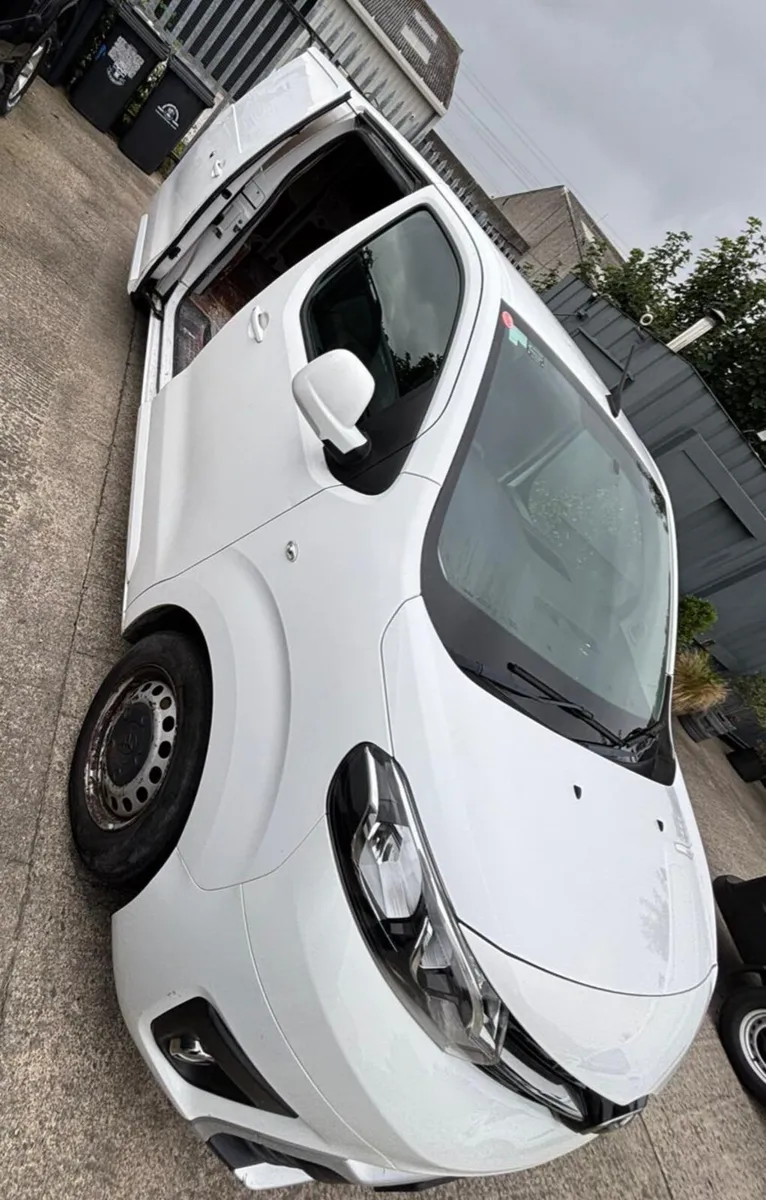 Toyota Proace LWB 2.0 - Image 4