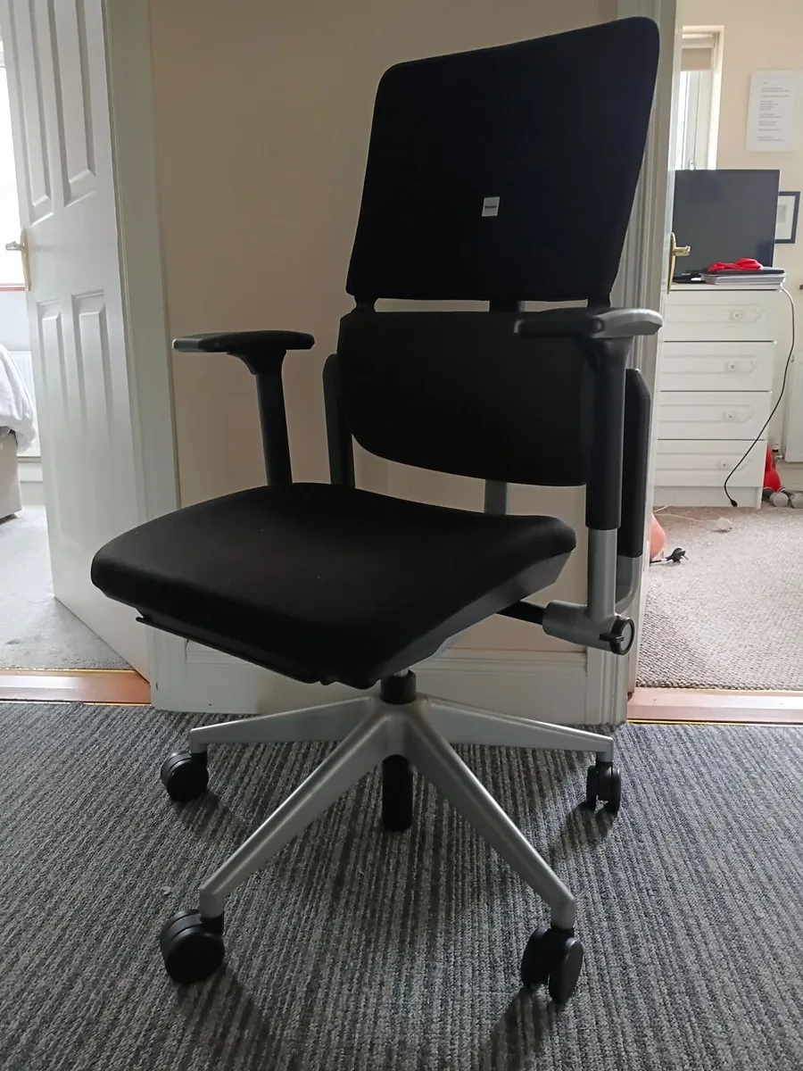 SteelCase Office Chair - Image 1