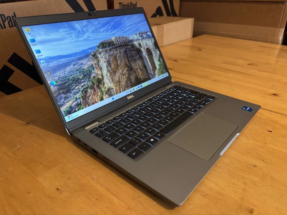 Dell 5320 Touchscreen Ultrabooks-16Gb-13.3"-Win 11 - Image 2