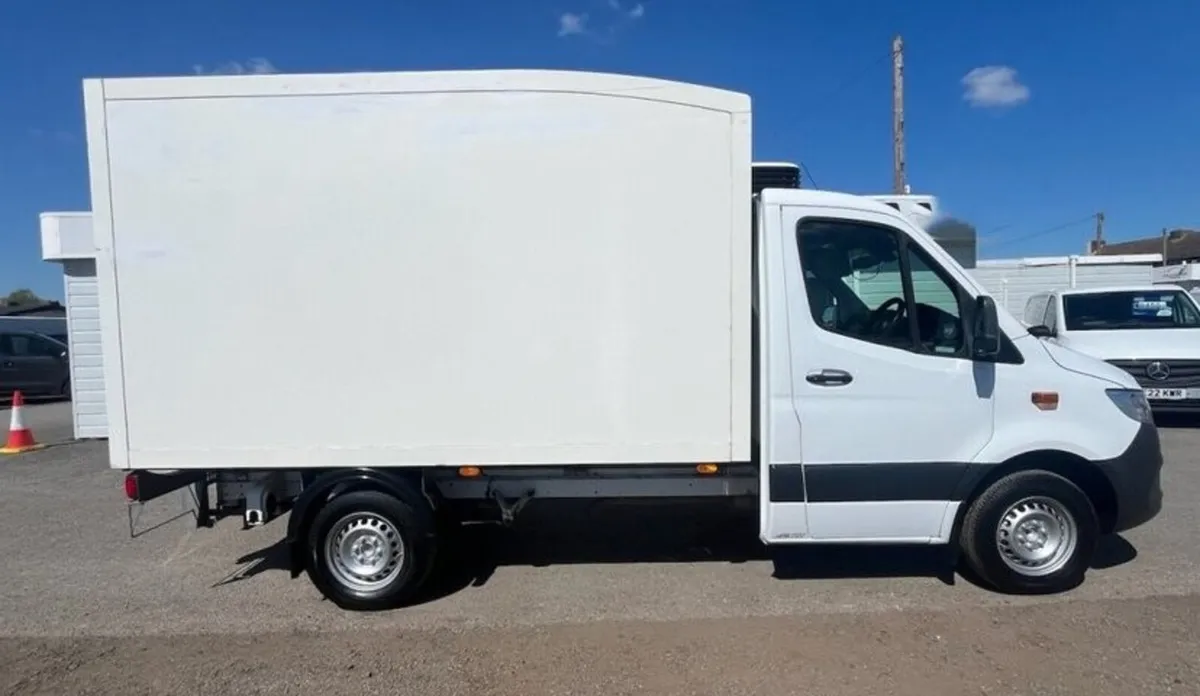 2020 Mercedes-Benz Sprinter Refrigerated Van - Image 1