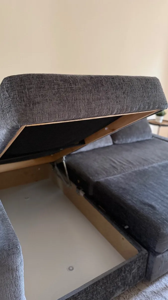 Sofa - Image 2