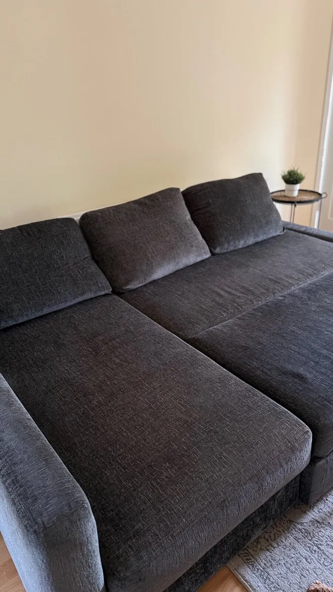 Sofa - Image 4