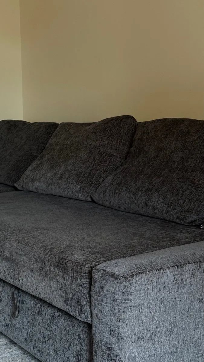 Sofa - Image 3