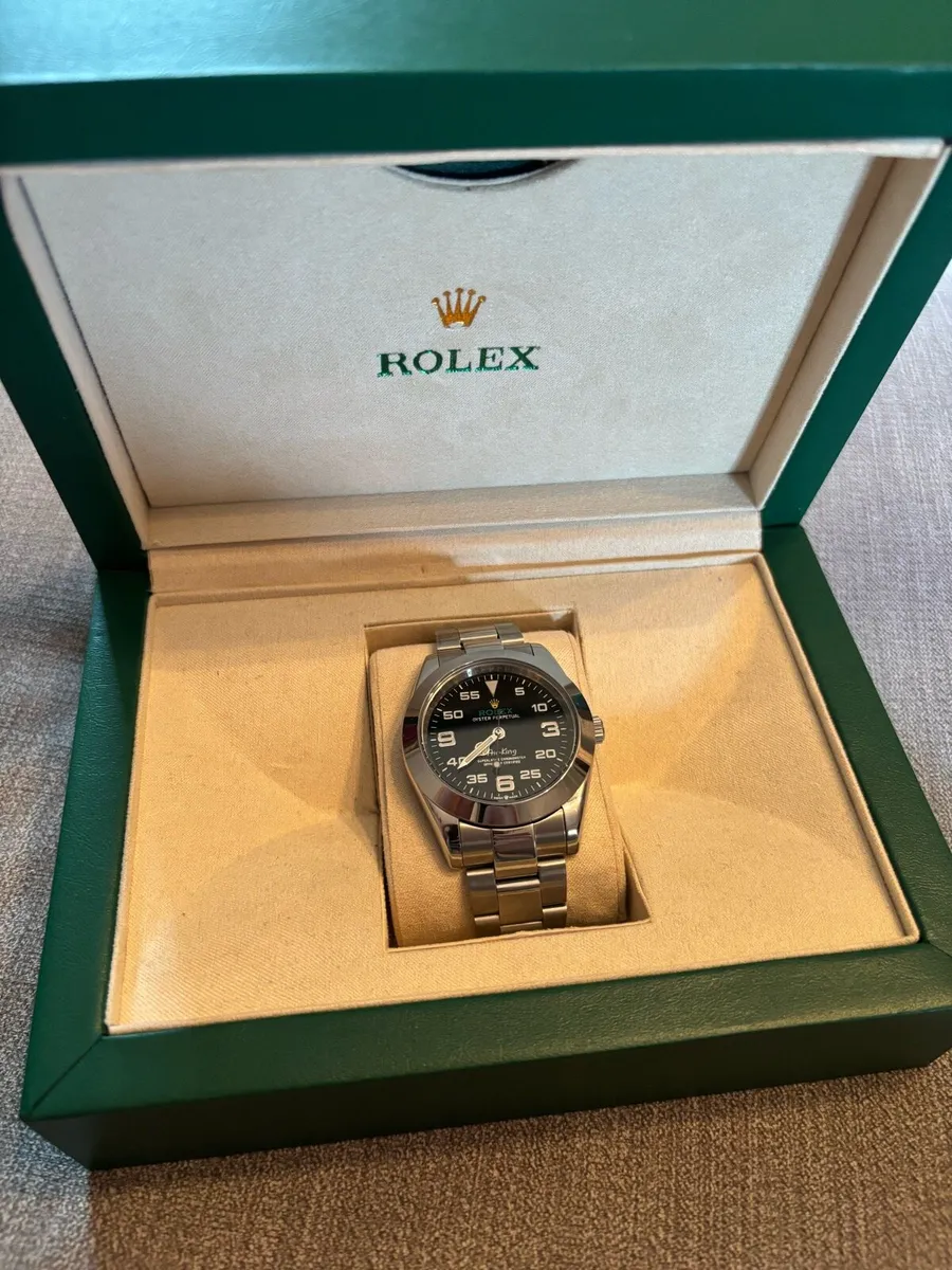 Fashion watch - Image 1