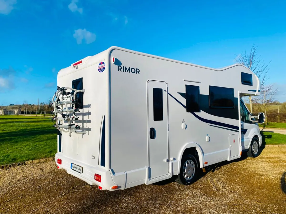 2022 RIMOR EVO SOUND R.H.D AUTO 6 BERTH - Image 4