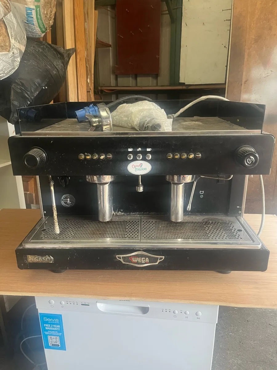 Closing restaurant equipment - Image 2