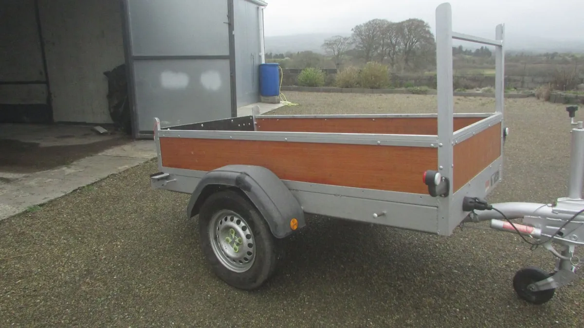 Trailer - Image 4
