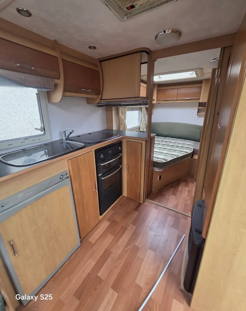 2003 4 berth compass caravan for sale - Image 3