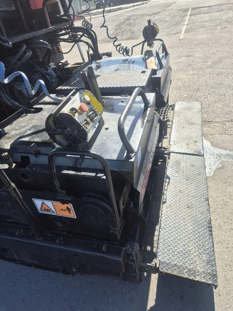 Asphalt Paver BITELLI RB472 - Image 2