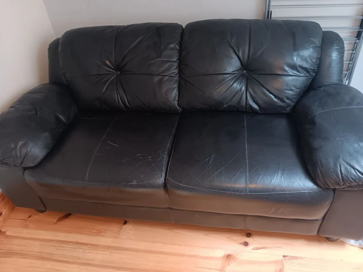 Couch - Image 3